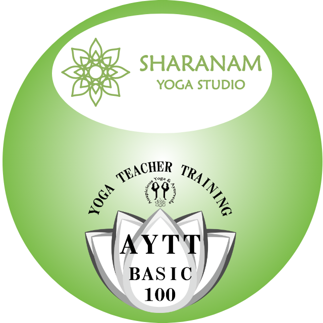 ヨガインストラクター養成講座